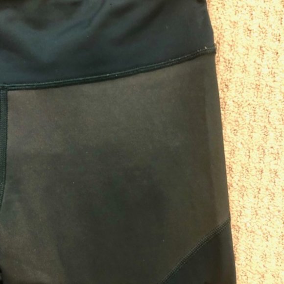 GapFit Green Leggings (SIZE XS) - Picture 2 of 3